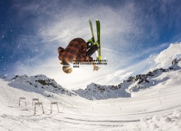 开云kaiyun体育-隆戈里奇距米兰仅一步之遥 2500万欧签5年年薪200万欧加奖金